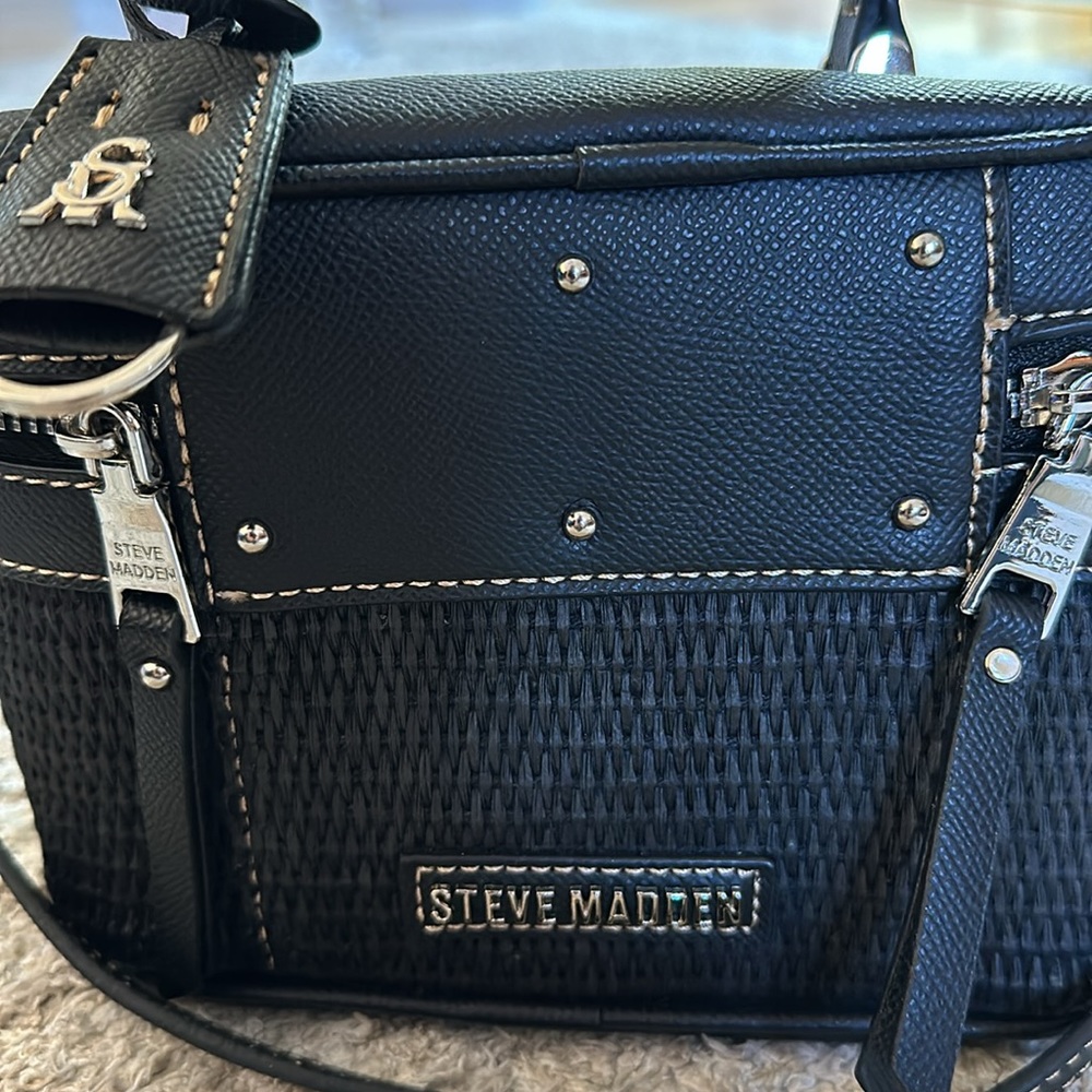 Steve Madden Straw and Leather Bag with 2 Straps - Picture 4 of 4